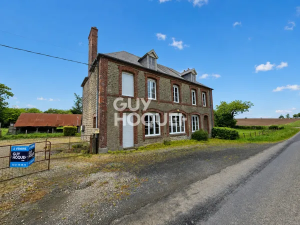 MAISON À VENDRE DE 4 PIÈCES DE 173,00 M²