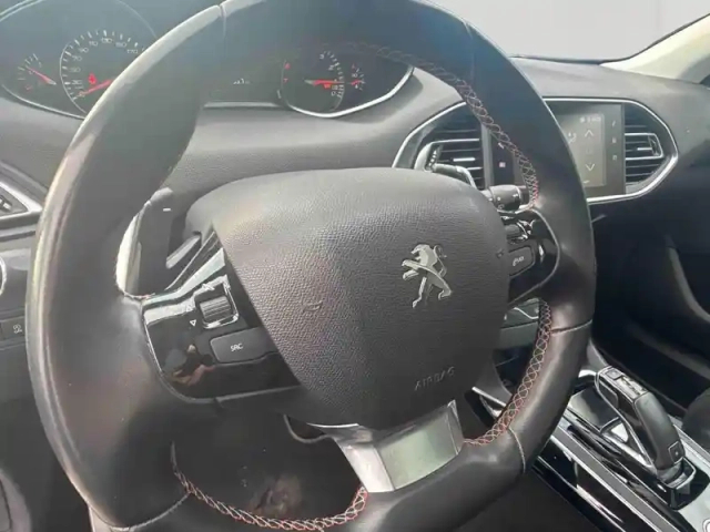 Peugeot 308 1.2 puretech 130ch e6.c s&amp;s tech edition eat8 — photo 12