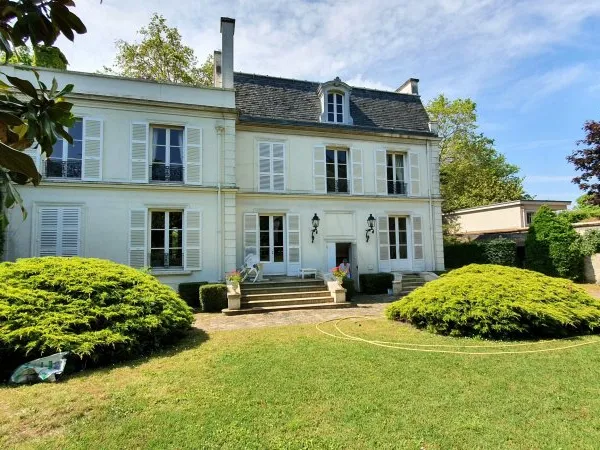 4 chambres dans un hôtel particulier en coliving au Vésinet (Yvelines)