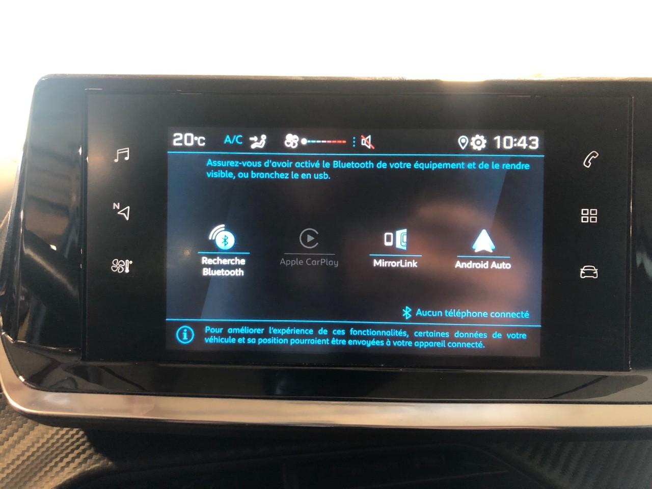 Peugeot 208 puretech 100 s&s eat8 style — photo 19