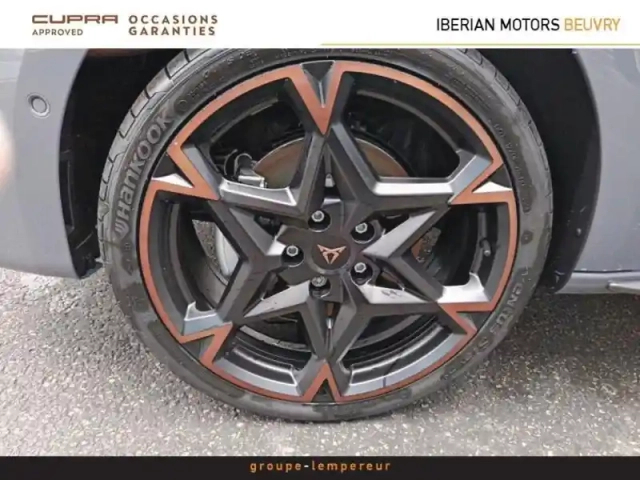 Cupra Leon 1.5 ehybrid 204ch v dsg6 — photo 11