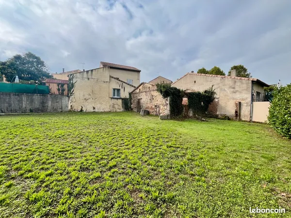 Maison au bord de l'eau