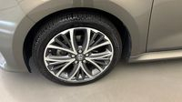 Toyota Yaris 116h Iconic 5p — photo 20