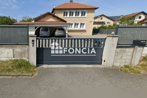 Maison 6 pièces 156 m²