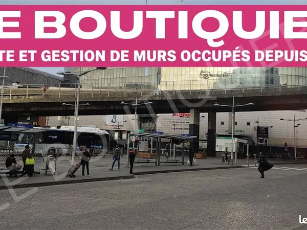 Santé 381 m² BAGNOLET
