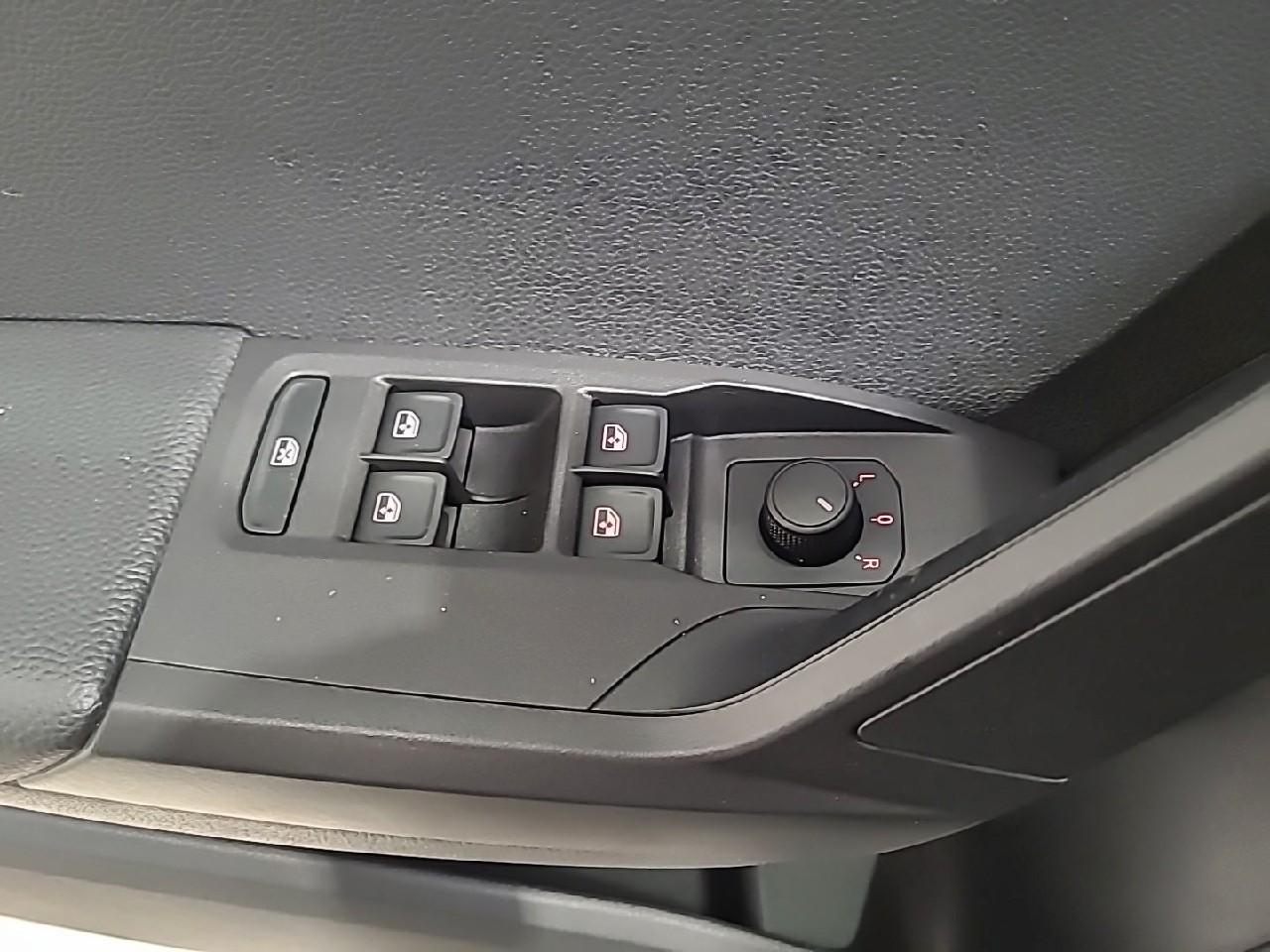 Seat Arona 1.0 tsi 95 ch start/stop bvm5 urban — photo 20