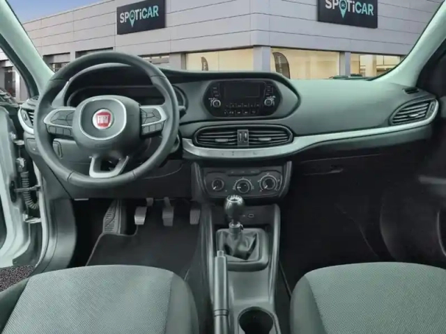 Fiat Tipo 5 portes 1.4 95 ch ligue 1 conforama — photo 10