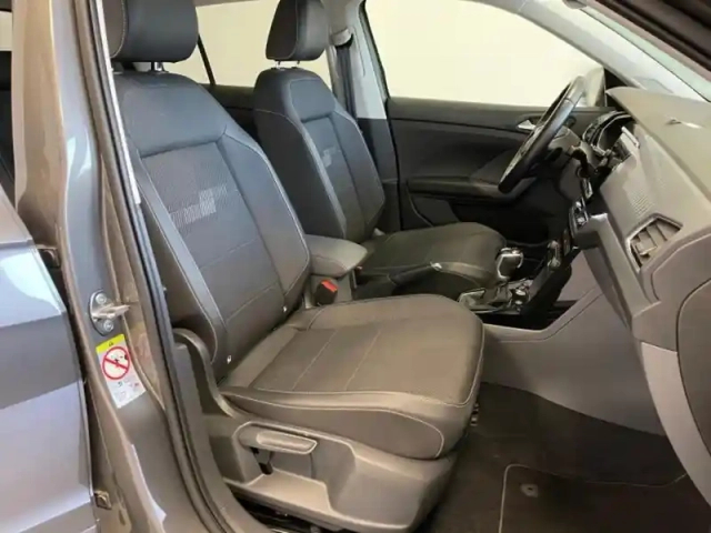 Volkswagen T-Cross 1.0 tsi 115ch carat dsg7 — photo 11