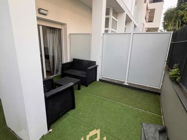 Studio 1 pièce 25 m²