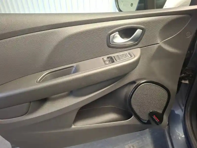 Renault Clio dci 90 e6c — photo 27