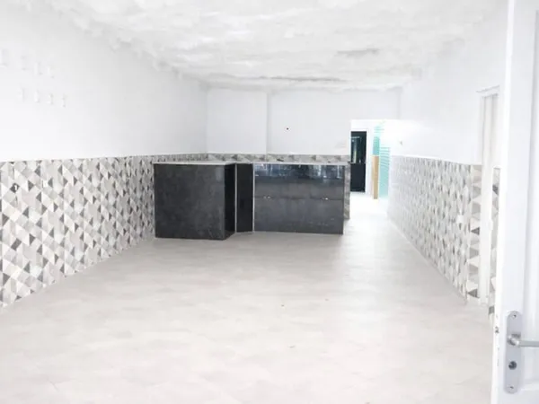 Immeuble 610 m²