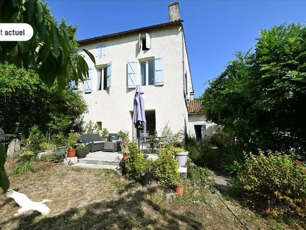 Maison de bourg de 5 pièces principales