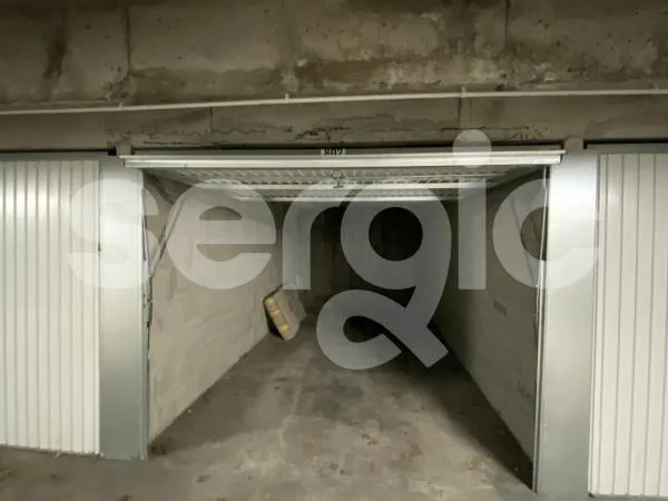 Stationnement Location Nantes 15m² 70€