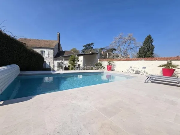 COUP DE CŒUR : MAISON DE CHARME AVEC PISCINE CHAUFFÉE !