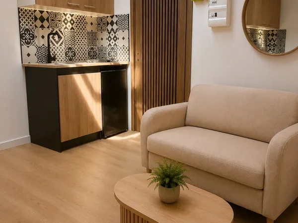 Appartement rénové avec cave, salle de sport et buanderie - 21 m² utiles - Timone