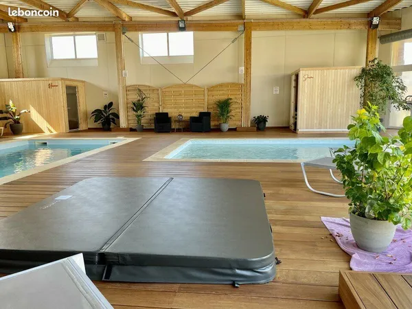 Local 1638 m²