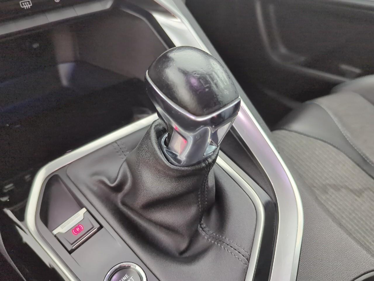 Peugeot 3008 bluehdi 130ch s&s bvm6 allure pack — photo 29
