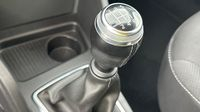 Dacia Duster 1.0 TCe 100ch Confort 4x2 - 19 — photo 14