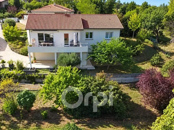 Maison 6 pièces 170 m²