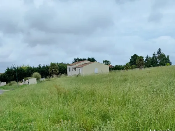 Terrain constructible 1058 m2