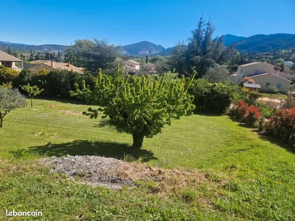 Terrain constructible