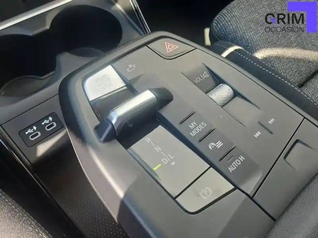 Bmw Serie 2 active tourer 218i 136 ch dkg7 — photo 10