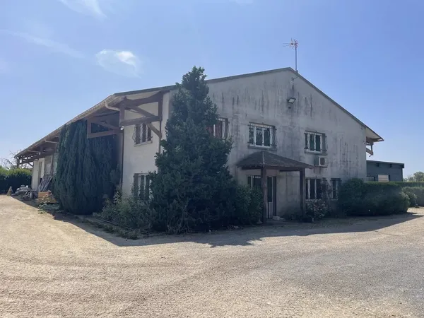 2 Entrepôts 450 M2