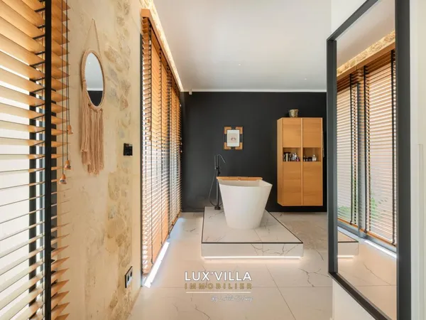 Vends maison récente - 207 m² - 6 pièces, 3 chambres - Lattes 34970