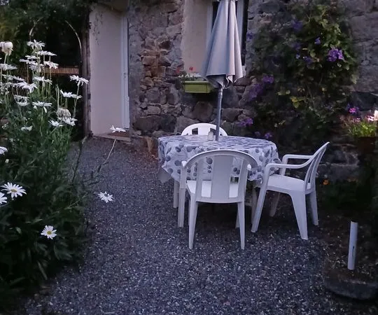 Studio de 25m2 à louer sur Grâces