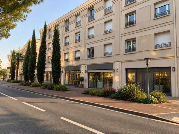 Vente local commercial 128m² à Bruges centre