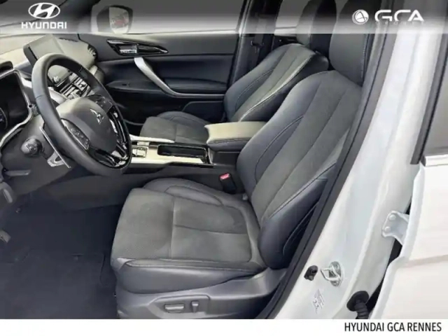 Mitsubishi Eclipse cross 2.4 mivec phev 188ch business 4wd 2023 — photo 13