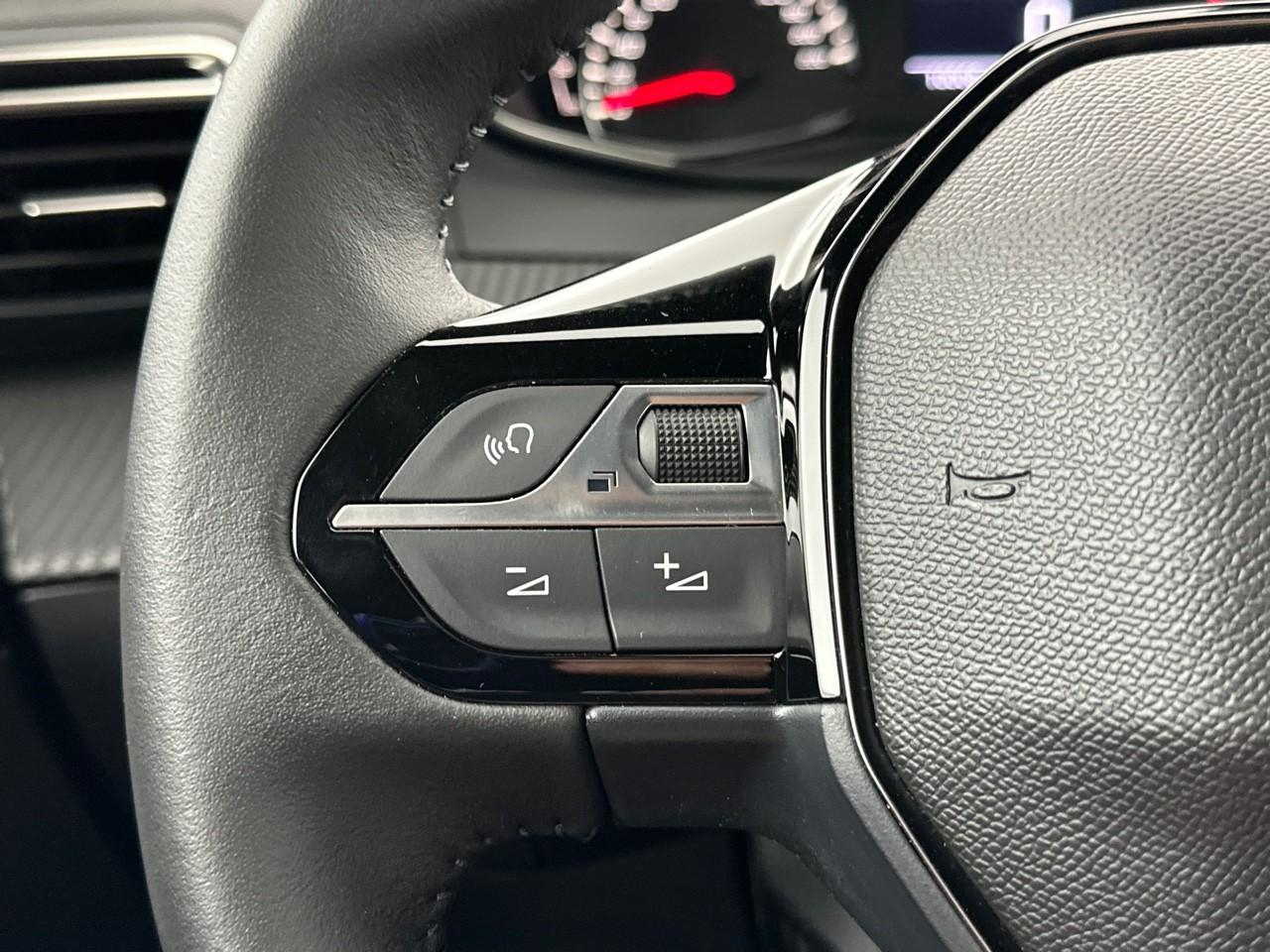 Peugeot 2008 100 s&s bvm6 style — photo 20