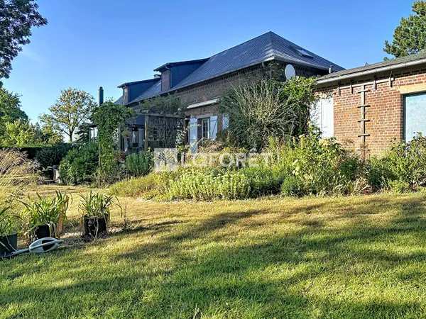 Maison 8 pièces 220 m²