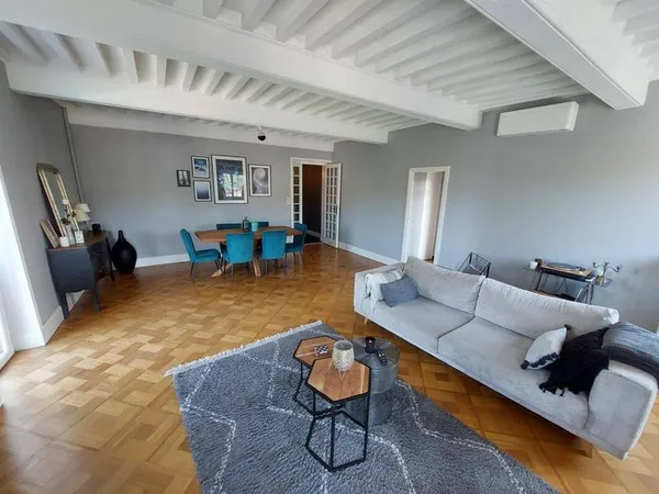 Appartement 5 pièces 151 m²