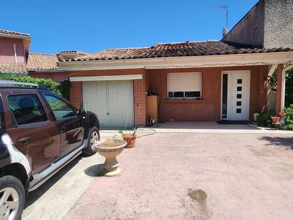 Maison T6 à Pompertuzat