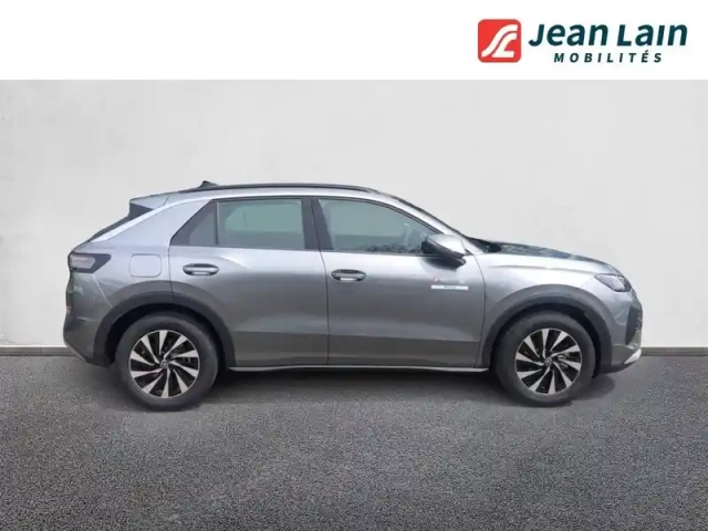 Volkswagen T-Roc 1.5 etsi evo2 hybrid 116 ch dsg7 — photo 4