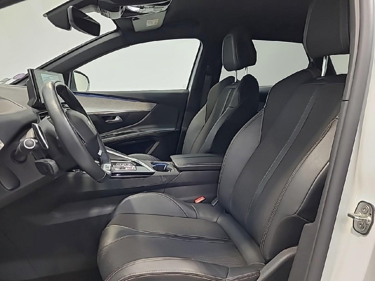 Peugeot 3008 puretech 130ch s&s eat8 gt — photo 10
