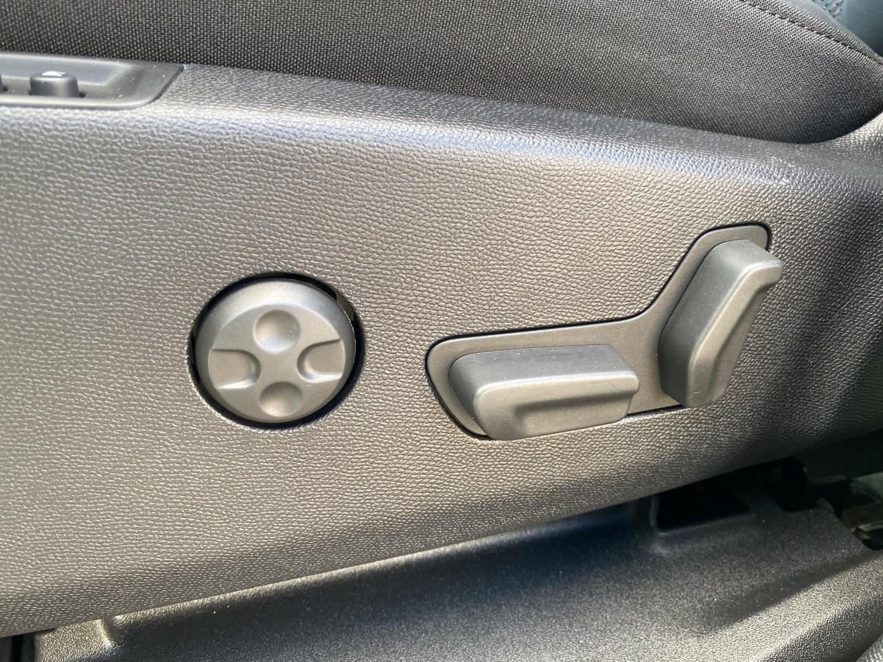 Citroën C5 Aircross hybrid rechargeable 225ch shine pack e-eat8 — photo 20