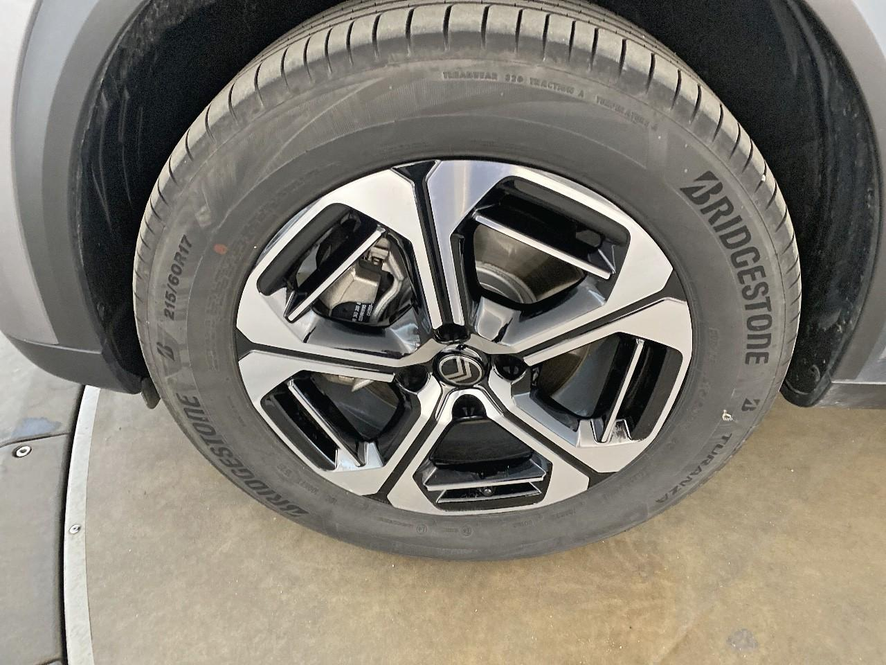 Citroën C3 Aircross hybride 145 ch aut max — photo 11