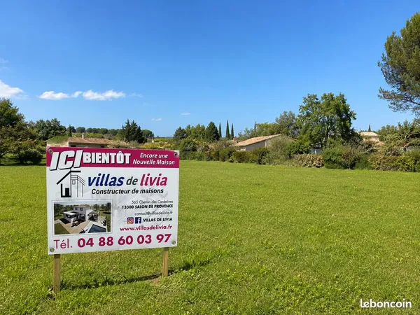 Terrain constructible 400m² Salon-de-Provence