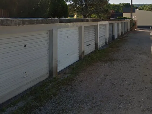 Garage box