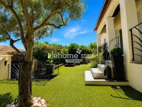 VILLA T5 avec piscine