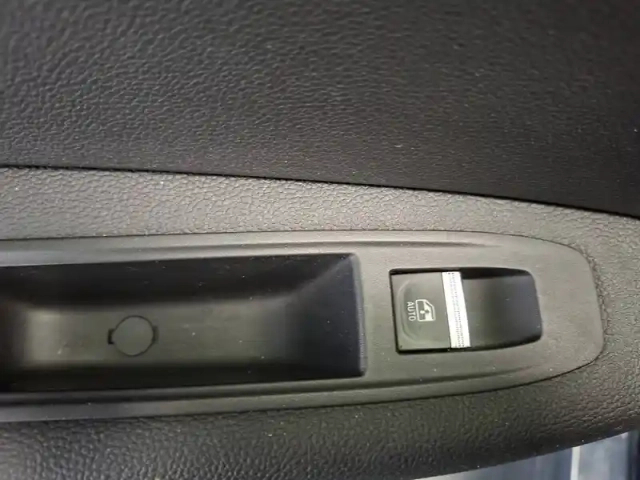 Renault Captur tce 90 — photo 22
