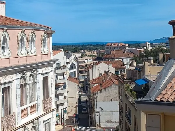Studio 21m² Dernier Étage Plein Sud - Vue Mer & Cité Médiévale - DPE B (Ultra Économe)