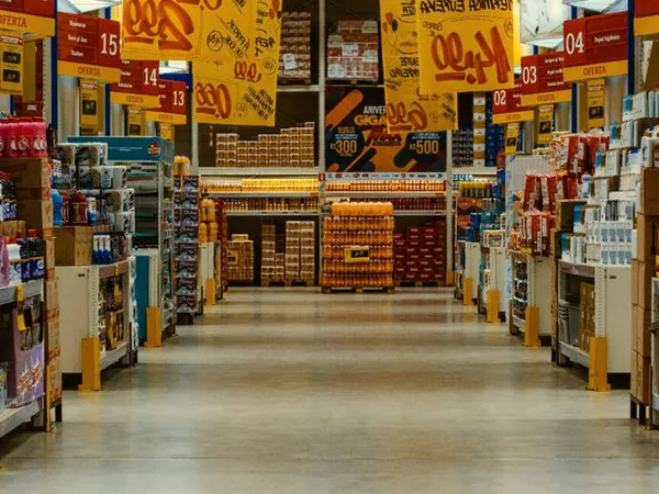 Local 586 m² QUIMPER