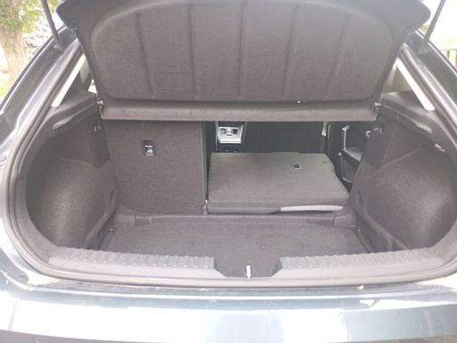 Seat Leon 2.0 TDi 150 DSG7 - Style Business – 2020 – 135803 km – Diesel – Boîte Automatique — photo 30