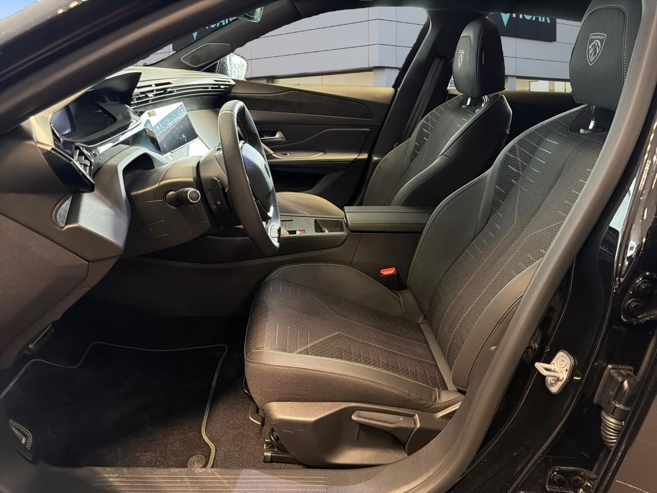 Peugeot 408 hybrid 145ch gt e-dcs6 — photo 9
