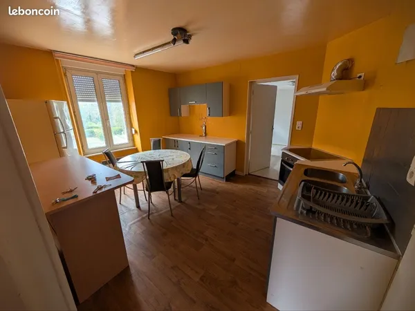 à louer - f2 bis meublé en duplex - le thillot