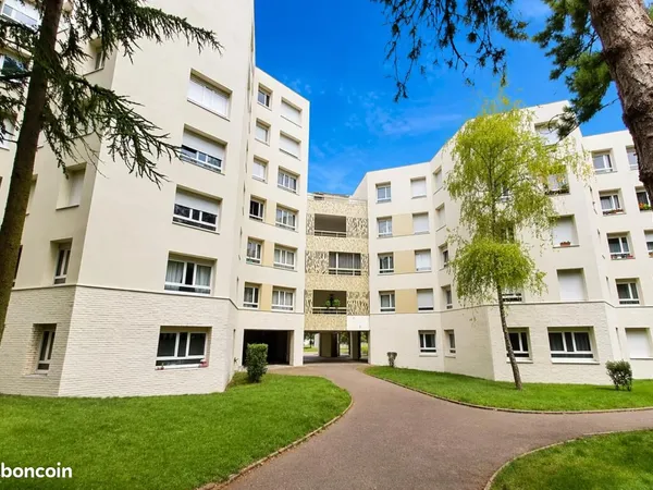 Garage/box 12 m² Reims