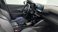 Peugeot 2008 1.2 PureTech 130ch S&S GT Pack EAT8 — photo 15